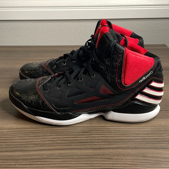 adidas Other - Adidas Derrick Rose 2.5 Adizero Sprint Web Basketball Black Red Sneakers Shoes